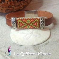 Bracelet en cuir marron et...